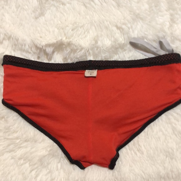 Mens Swim brief size small. - Picture 14 of 15